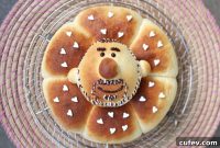 Blueberry Cream Cheese Swirl Rolls