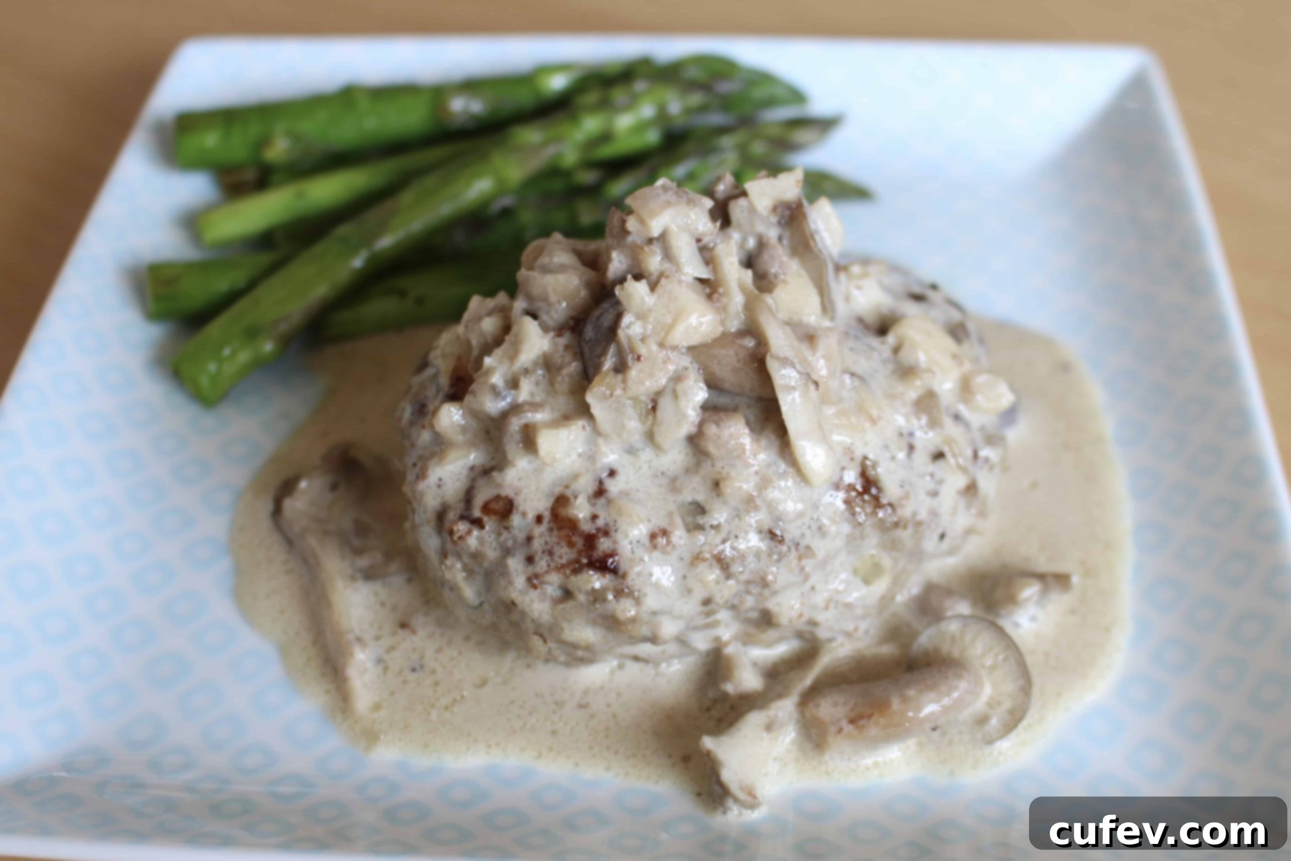 Salisbury steak with creamy mushroom sauce