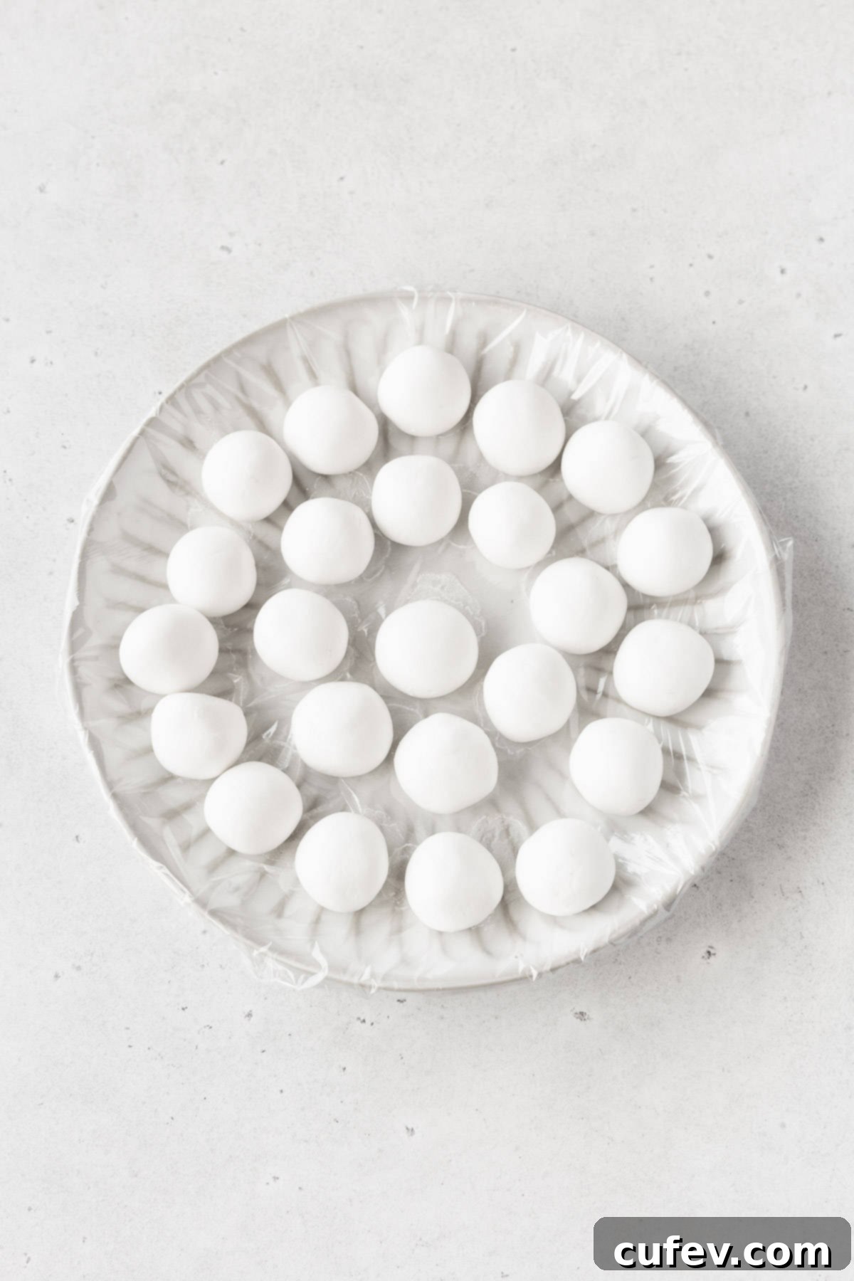A plate with small balls of shiratama dough.